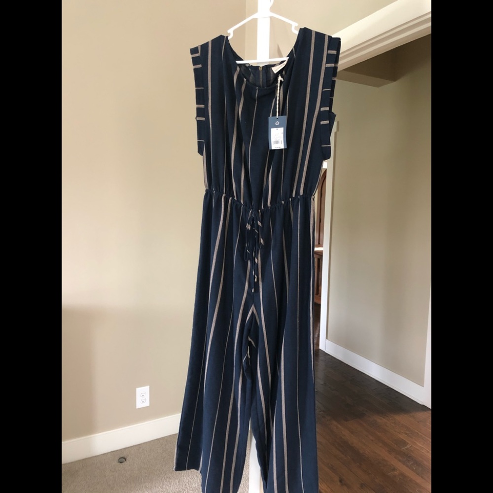 Jumper, NWT